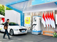 Pertama di RI, Jokowi Resmikan SPKLU Ultra Fast Charging