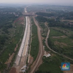 Keren! Tol ini Membelah Dua & Meliuk-liuk Bikin Hemat Waktu