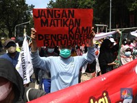 Warga Marunda Ngamuk ke Anies, Protes Debu Batu Bara!