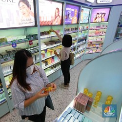 Bisnis Kosmetik Halal Kinclong, Pemain Baru Berdatangan