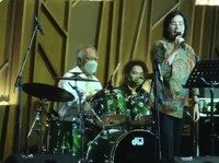 Lupakan Utang! Basuki Ajak Sri Mulyani Nyanyi...