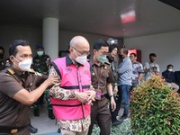 Eks Dirut Tersangka Korupsi, TASPEN LIFE Hormati Proses Hukum
