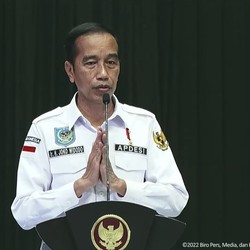 Jokowi Ajak Warga RI Booster: Kalau Kena Covid-19, Ringan...