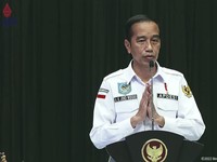 Jokowi Ajak Warga RI Booster: Kalau Kena Covid-19, Ringan...