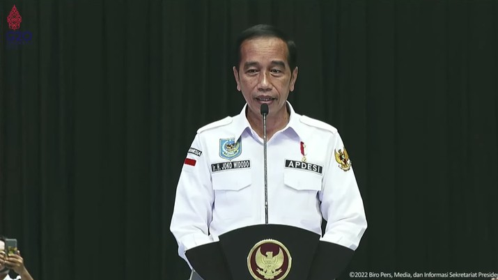 Presiden Joko Widodo (Jokowi( Saat Memberikan Sambutan Pada Acara Pembukaan Silaturahmi Nasional APDESI Tahun 2022, Jakarta, 29 Maret 2022. (Tangkapan Layar Youtube Sekretariat Presiden)