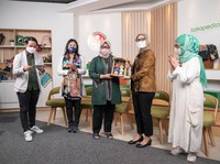 Tokopedia & Dekranasda DKI Jakarta Resmikan Toko JakArtisan