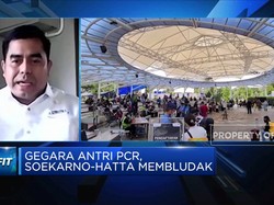 Antri PCR Bikin Bandara Membludak, Ini Kata Pengusaha Travel