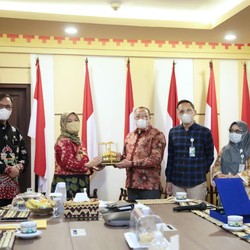Kelas 1-3 BPJS Kesehatan Dihapus, Tarif Baru Lebih Merakyat?