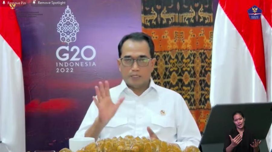 Menteri Perhubungan Budi Karya Sumadi Saat Konfrensi Pers Penyesuaian Regulasi Perjalanan Mana Covid-19. (Tangkapan Layar Youtube BNPB Indonesia)
