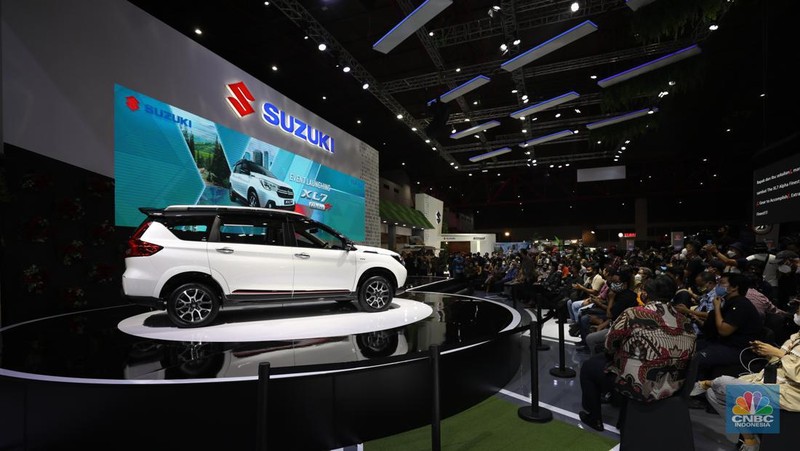 Suzuki XL7 Alpha FF (Final Form) di ajang Indonesia International Motor Show (IIMS) 2022 di JIExpo-Kemayoran, Kamis (31/3/2022). (CNBC Indonesia/ Tri Susilo).