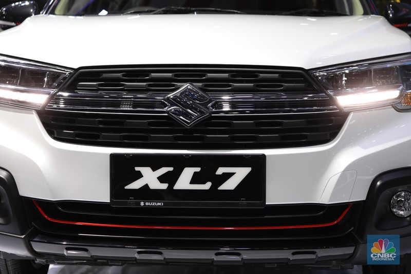 Suzuki XL7 Alpha FF (Final Form) di ajang Indonesia International Motor Show (IIMS) 2022 di JIExpo-Kemayoran, Kamis (31/3/2022). (CNBC Indonesia/ Tri Susilo).