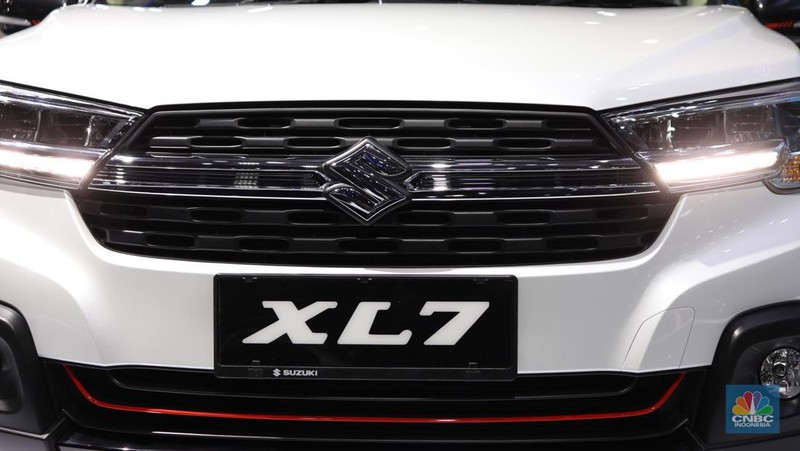 Suzuki XL7 Alpha FF (Final Form) di ajang Indonesia International Motor Show (IIMS) 2022 di JIExpo-Kemayoran, Kamis (31/3/2022). (CNBC Indonesia/ Tri Susilo).