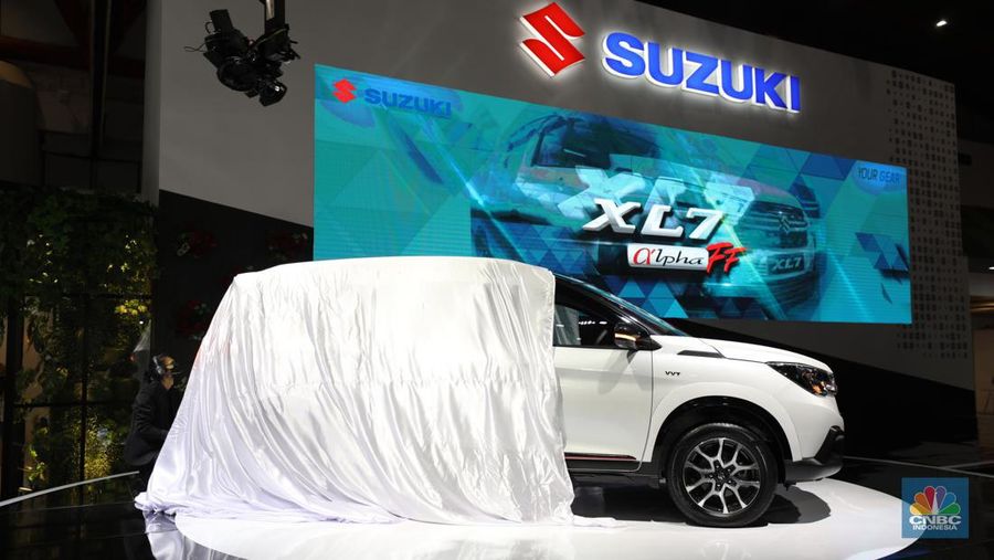 Suzuki XL7 Alpha FF (Final Form) di ajang Indonesia International Motor Show (IIMS) 2022 di JIExpo-Kemayoran, Kamis (31/3/2022). (CNBC Indonesia/ Tri Susilo).