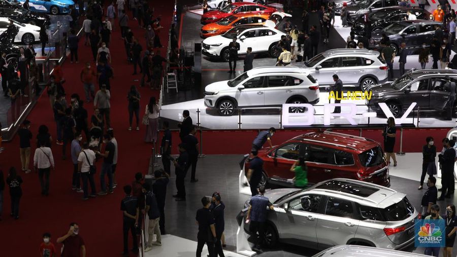 IIMS 2022 di JIExpo, Kemayoran, Jumat (1/4/2022) (CNBC Indonesia/ Tri Susilo)