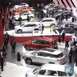 'Bulan Madu' Pajak Selesai, Penjualan Mobil Bakal Anjlok!