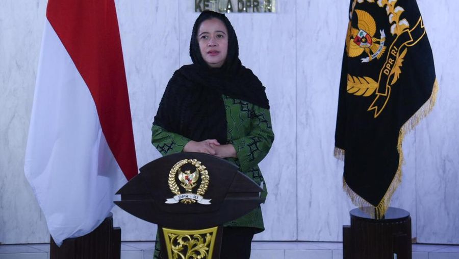 Ketua DPR RI Puan Maharani mengimbau masyarakat terkait prokes selama Ramadan.