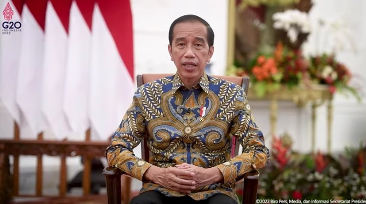 Presiden Joko Widodo (Jokowi) Memberikan Keterangan Pers Terkait BLT Minyak Goreng, Istana Merdeka. (Tangkapan Layar Youtube Sekretariat Presiden)