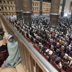 Sahur, Sahur! Ini Jadwal Imsak & Subuh 29 April 2022