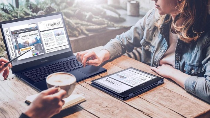 Laptop Jadi Perangkat Wajib Pebisnis Laptop merupakan salah satu perangkat wajib para pebisnis.