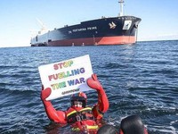 Kapal Pertamina Dicegat Greepeace, Ini Kata Airlangga