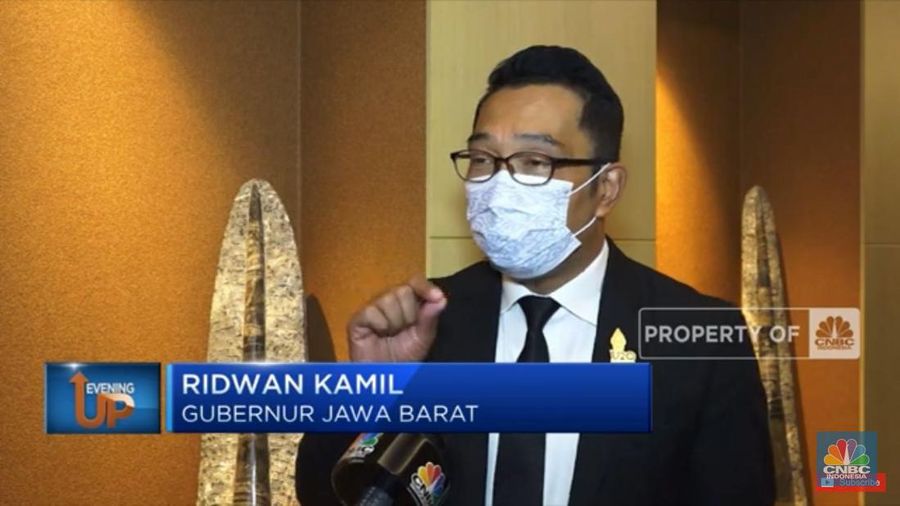 Gubernur Jawa Barat Ridwan Kamil menjawab pertanyaan awak CNBC Indonesia.