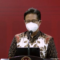 Ramalan Menkes soal Covid Terbukti, Warga RI Perlu Waspada