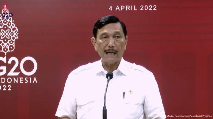 Keterangan Pers Rapat Terbatas Evaluasi PPKM, Kantor Presiden, Senin (4/4/2022. (Tangkapan layar youtube Sekretariat Presiden)