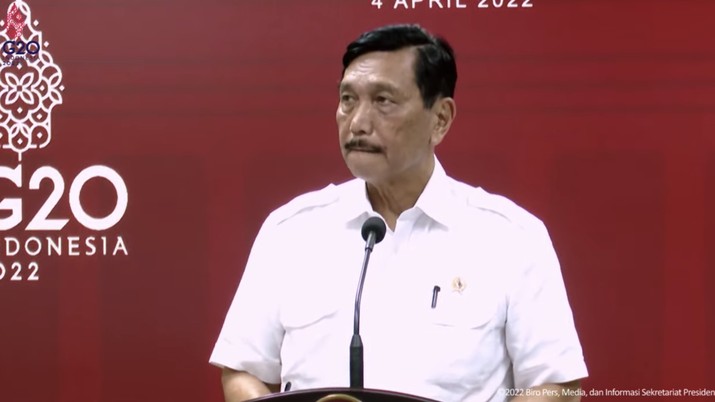 Keterangan Pers Rapat Terbatas Evaluasi PPKM, Kantor Presiden, Senin (4/4/2022. (Tangkapan layar youtube Sekretariat Presiden) Keterangan Pers Rapat Terbatas Evaluasi PPKM, Kantor Presiden, Senin (4/4/2022. (Tangkapan layar youtube Sekretariat Presiden)