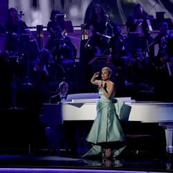 Lady Gaga Konser Eksklusif di Singapura, Benarkah Dapat Subsidi?