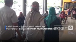 Warga Mulai 'Curi Start' Mudik Lebaran Pakai Moda Kereta Api