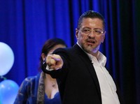 Ekonom yang Soroti Indonesia Ini Jadi Presiden Kosta Rika!
