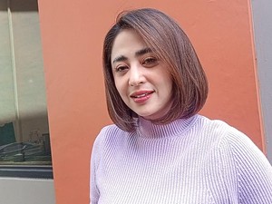 Dewi Perssik Mohon Doa Bisa Nikah Tahun Ini