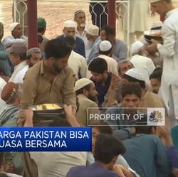 Happy, Warga Pakistan dan India Bisa Bukber Lagi
