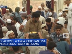 Happy, Warga Pakistan dan India Bisa Bukber Lagi