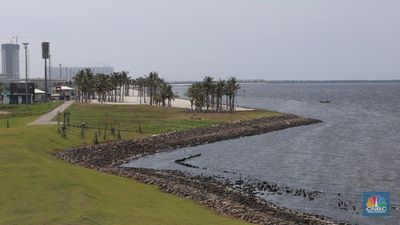 img-title