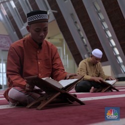 10 Aplikasi Al Quran 2023 Gratis untuk Tadarus Online, Cek!