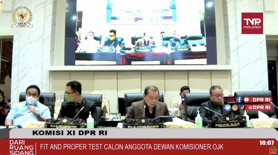Komisi XI DPR RI Fit & Proper Test Calon Anggota Dewan Komisioner OJK, Rabu, 6 April 2022. (Tangkapan layar youtube 
Komisi XI DPR RI Channel)