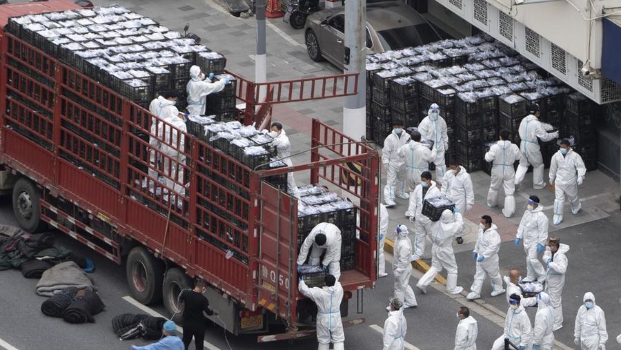 Lonjakan kasus covid-19 di China (AP/Andy Wong)