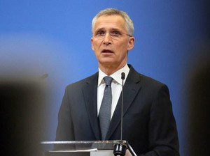 NATO Harus Terus Bantu Ukraina Lawan Rusia, Tak Ada Alternatif Lain!