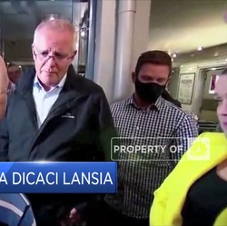 PM Australia Dicaci Lansia