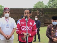Jokowi 'Blusukan' di Pusat Pendidikan Terbesar Asia Abad ke-7