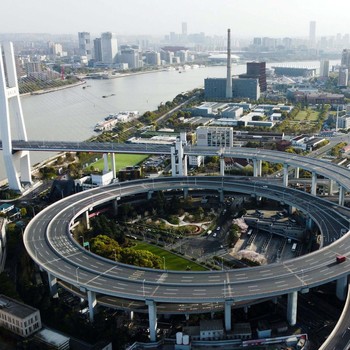 Pusat Keuangan Bak 'Kota Mati', Ini Potret Shanghai Lockdown