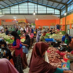 Awas, Keyakinan Konsumen RI Agak Memudar!
