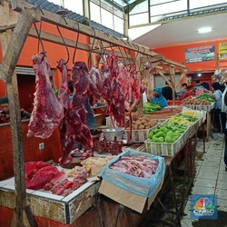 Kasihan! Pedagang Kena Semprot Gegara Harga Daging 'Terbang'