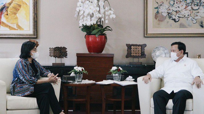 Sri Mulyani dan Prabowo Subianto (Tangkapan layar ig smindrawati) Sri Mulyani dan Prabowo Subianto (Tangkapan layar ig smindrawati)