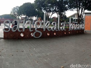 Alun-alun Sangkala Buana, Tempat Paling Menakutkan bagi Warga Cirebon