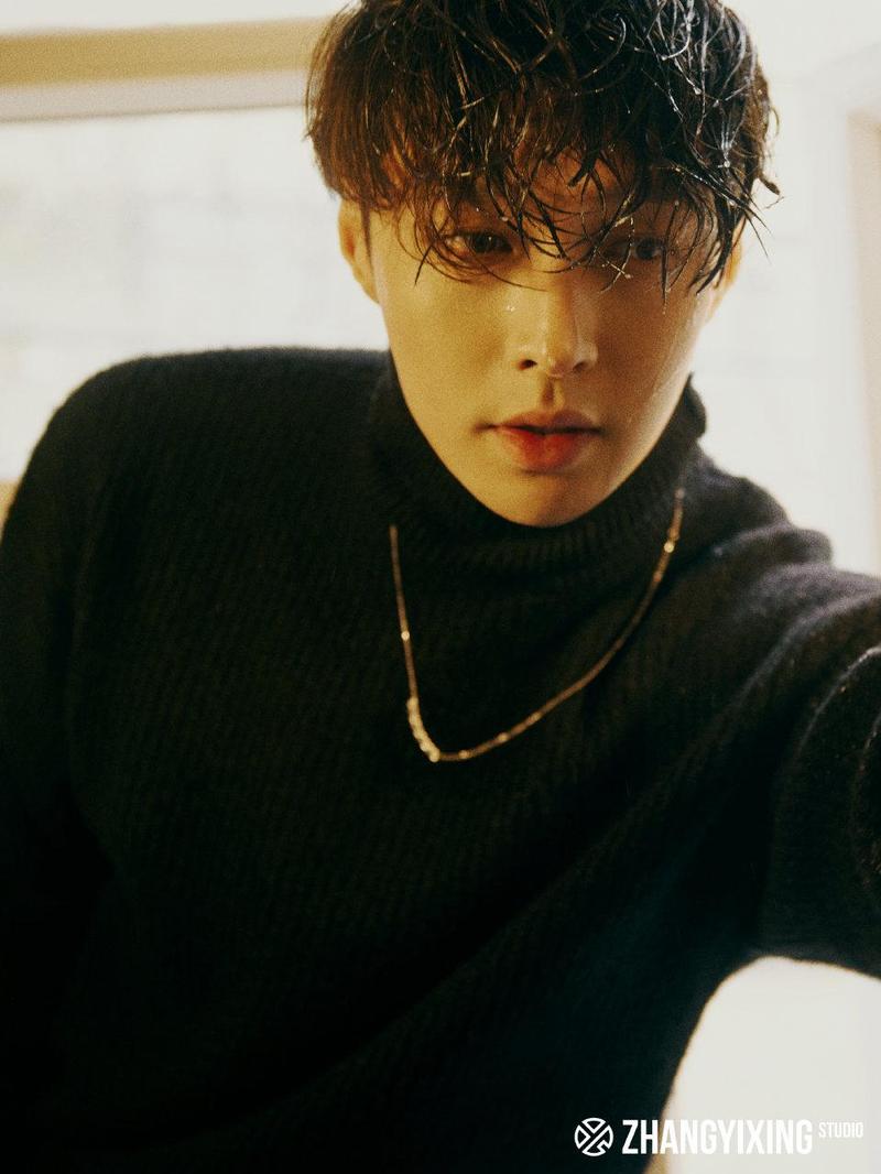 Lay EXO Minta Maaf Batal Ikut Fan Meeting, Ini Alasannya Pulang ke Cina