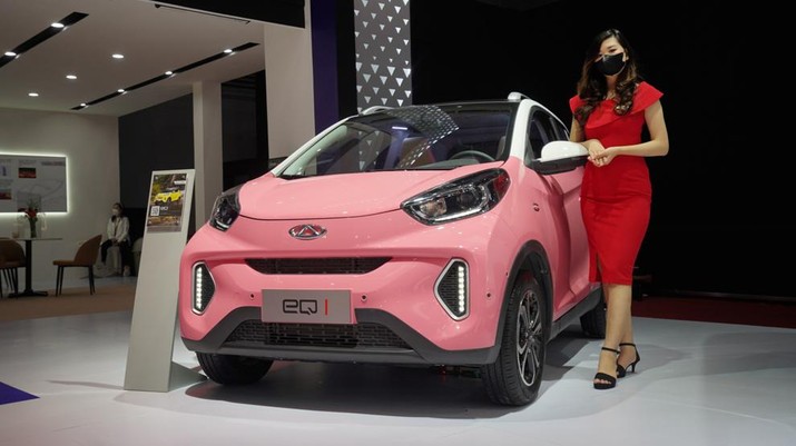 Chery EQ1 di ajang Indonesia Internasional Motor Show, PRJ Kemayoran. (CNBC Indonesia/Tri Susilo) Chery EQ1 di ajang Indonesia Internasional Motor Show, PRJ Kemayoran. (CNBC Indonesia/Tri Susilo)