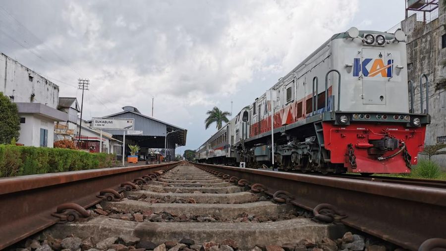 KA Lokal Pangrango Bogor- Sukabum