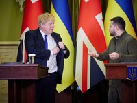 Ada Apa Di Balik Dukungan Kuat Inggris ke Ukraina?